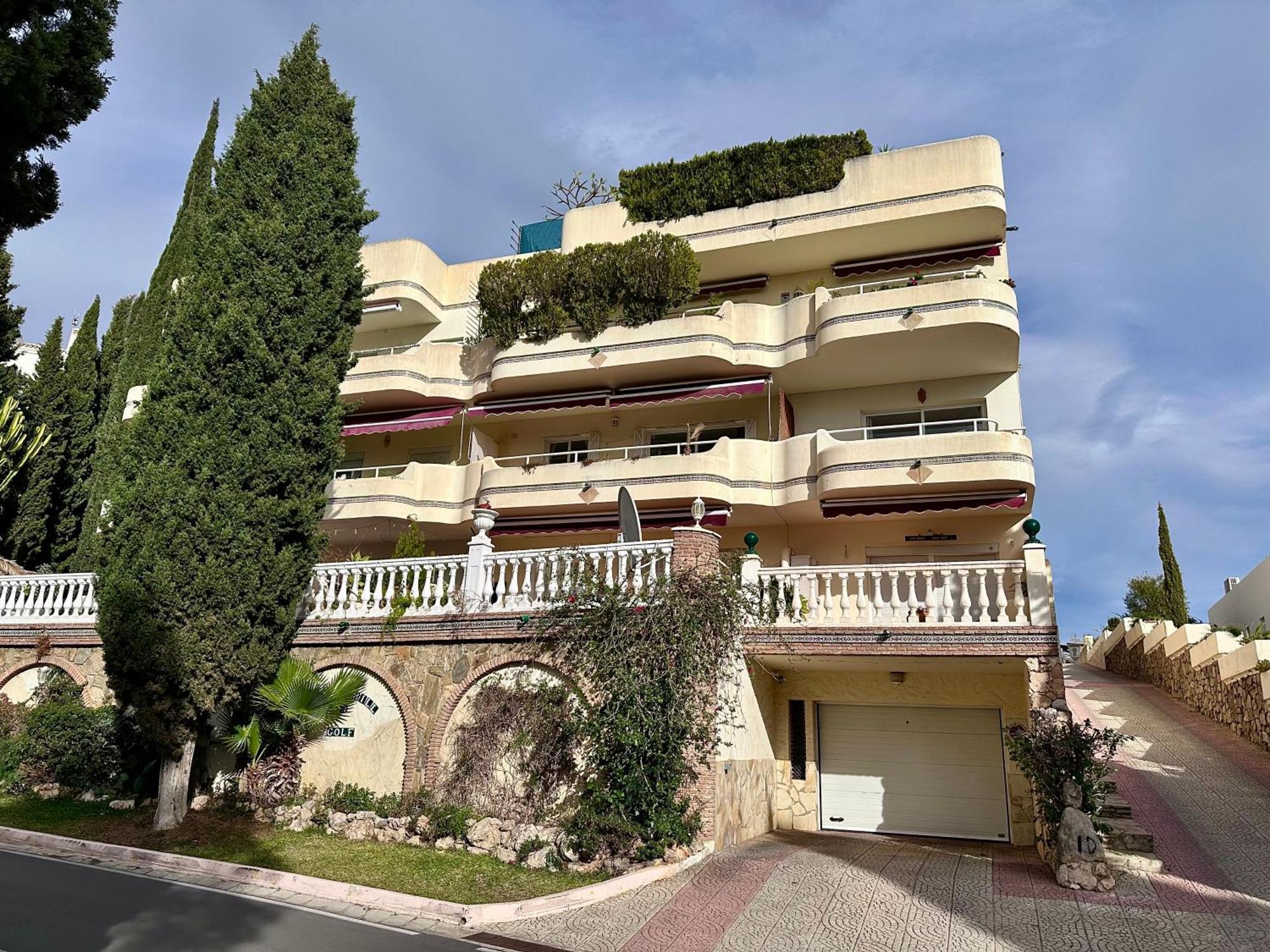Apartamento Con Vistas, Urb. Mijas Golf. Apartment Santa Fe de los Boliches Luaran gambar